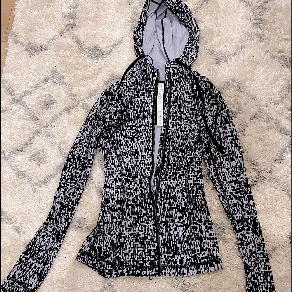 Define Lululemon Jacket Size 0